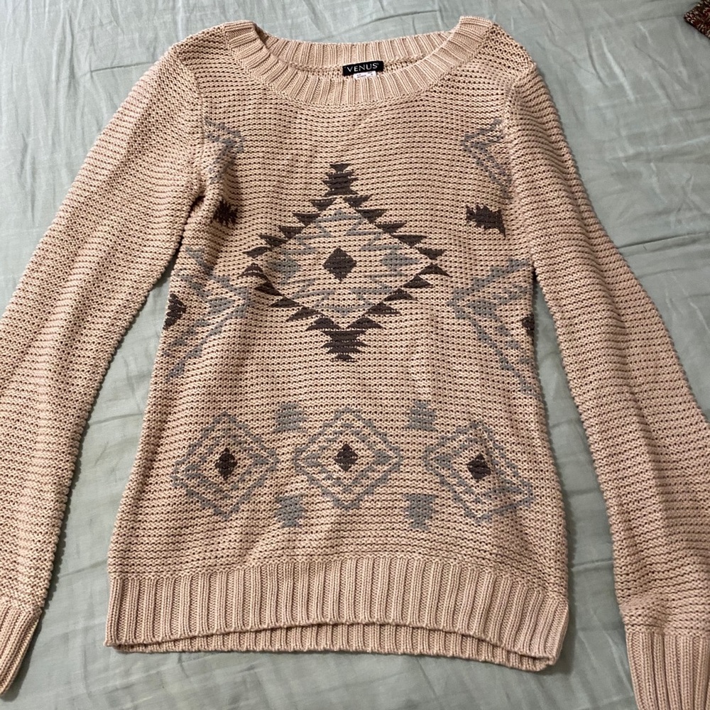 Women’s sweater